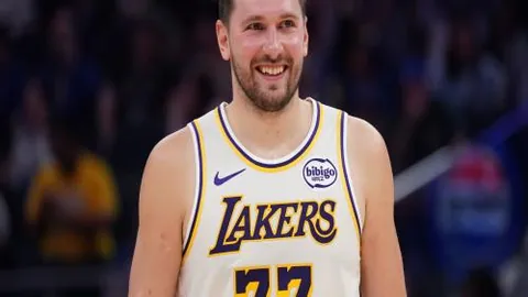 孙兴慜与萨拉赫助瓜迪奥拉曼城在英超创10+关键球佳绩